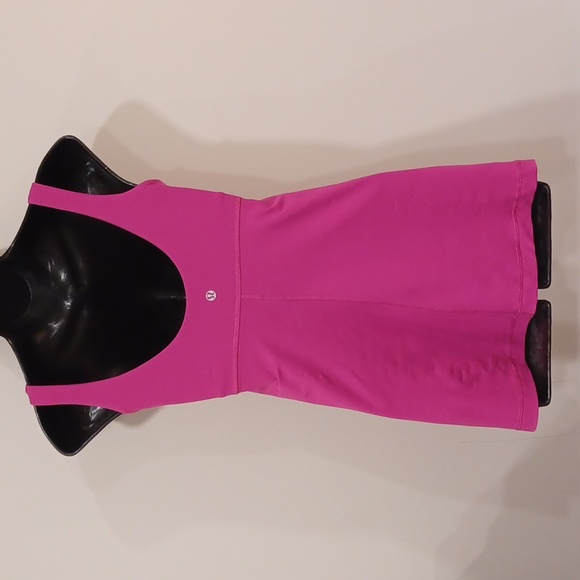 Lululemon Aria Tank II in "Raspberry"- Sz. 6 - Picture 10 of 12
